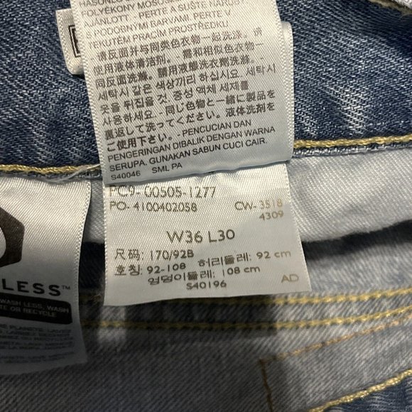 Men's Levis 505 Regular Fit Denim Jeans SZ 36x30 Blue Cotton Light Wash Red Tab - Picture 10 of 12